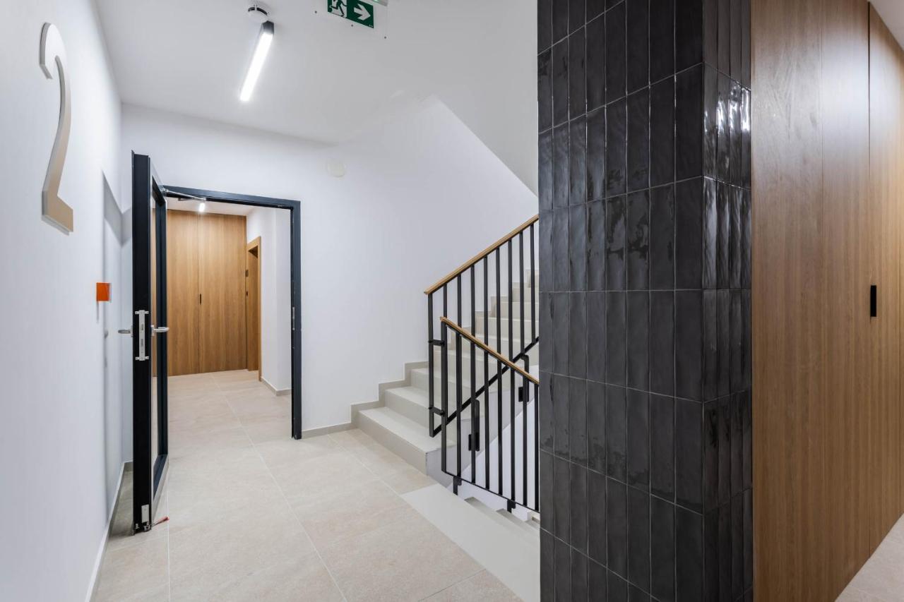 Stylowe Studio Very Berry W Poznaniu Z Parkingiem I Balkonem By Noclegi Renters מראה חיצוני תמונה