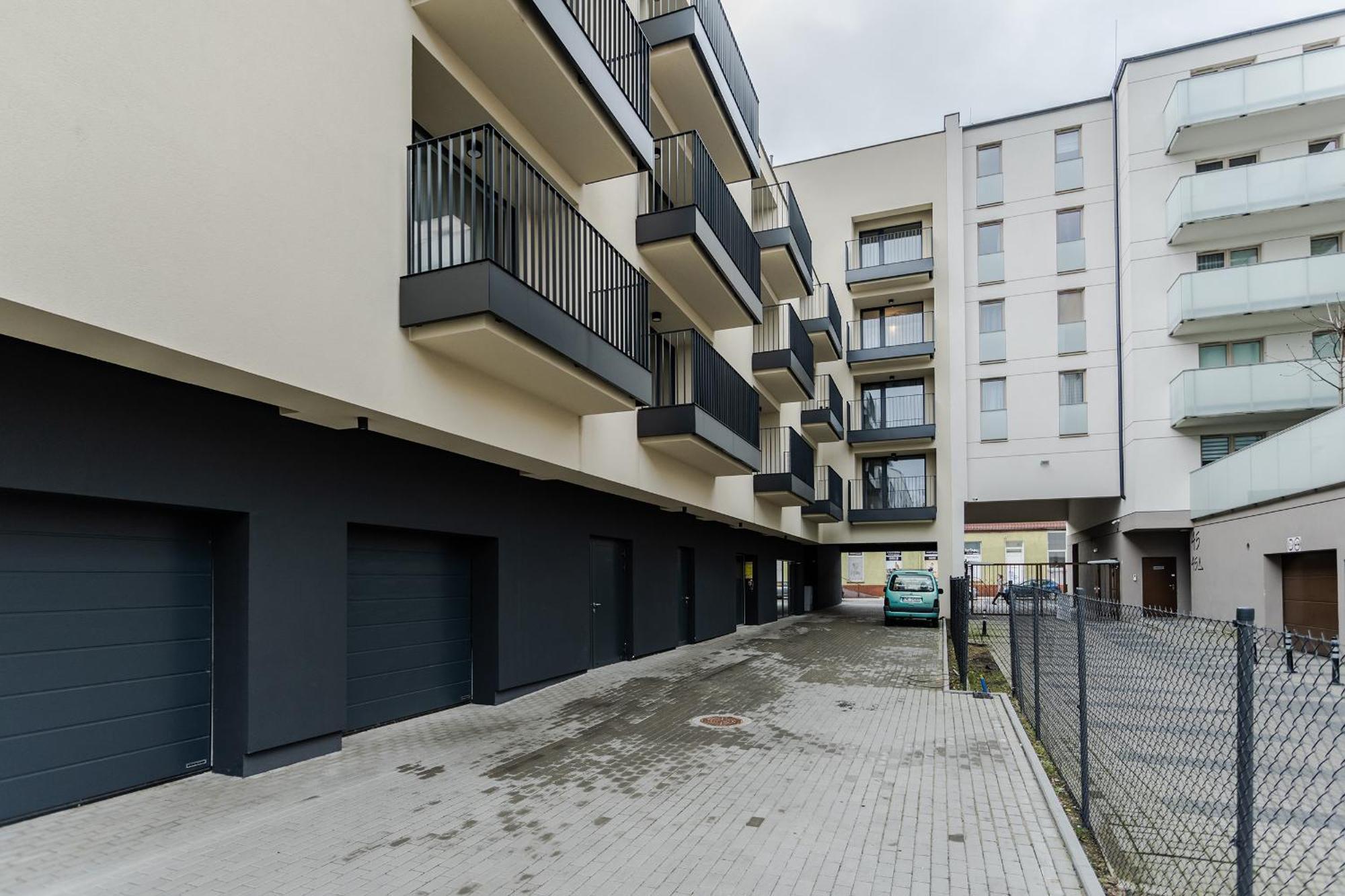 Stylowe Studio Very Berry W Poznaniu Z Parkingiem I Balkonem By Noclegi Renters מראה חיצוני תמונה